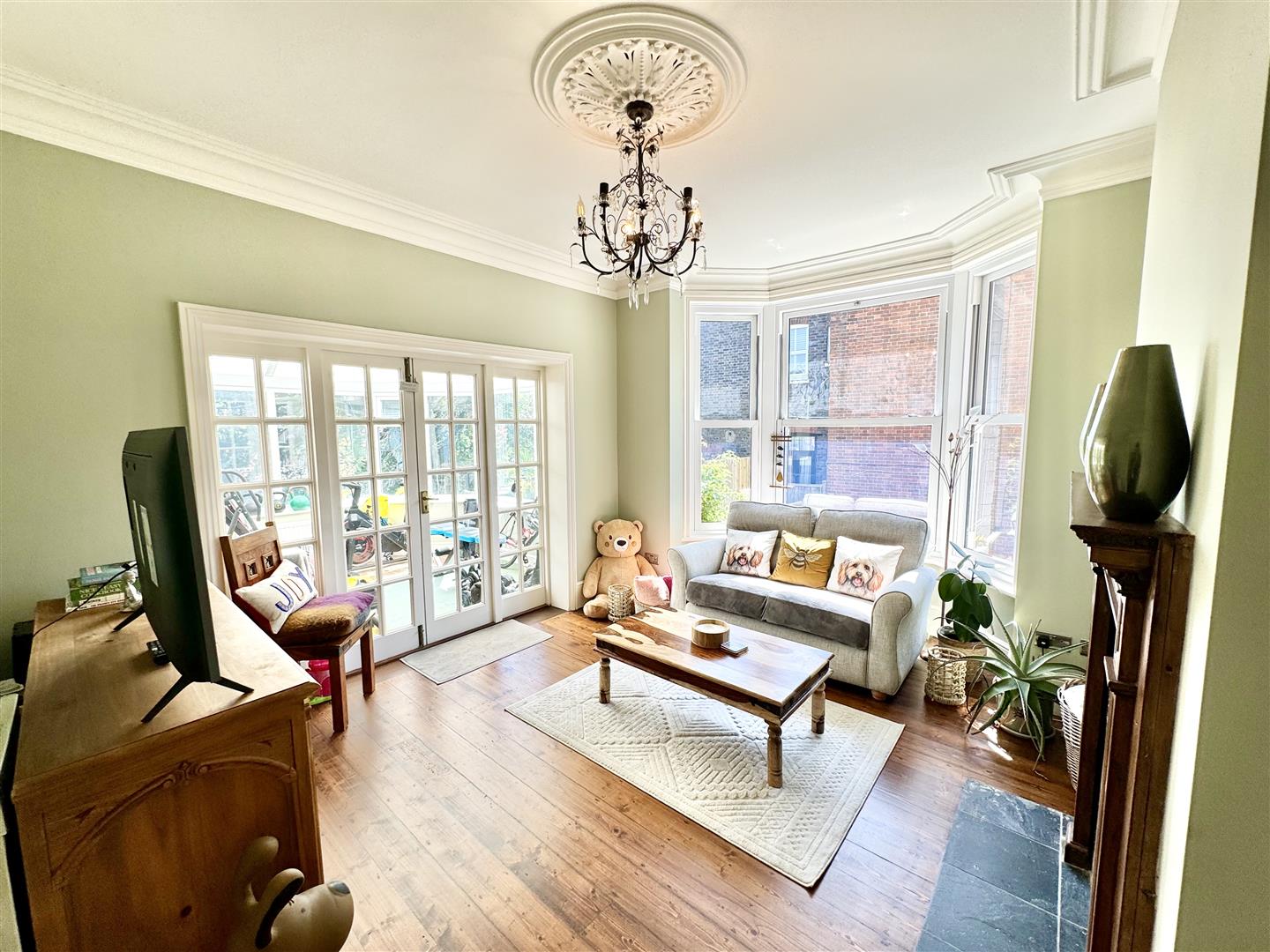 4 bed property in Old London Road, Hastings